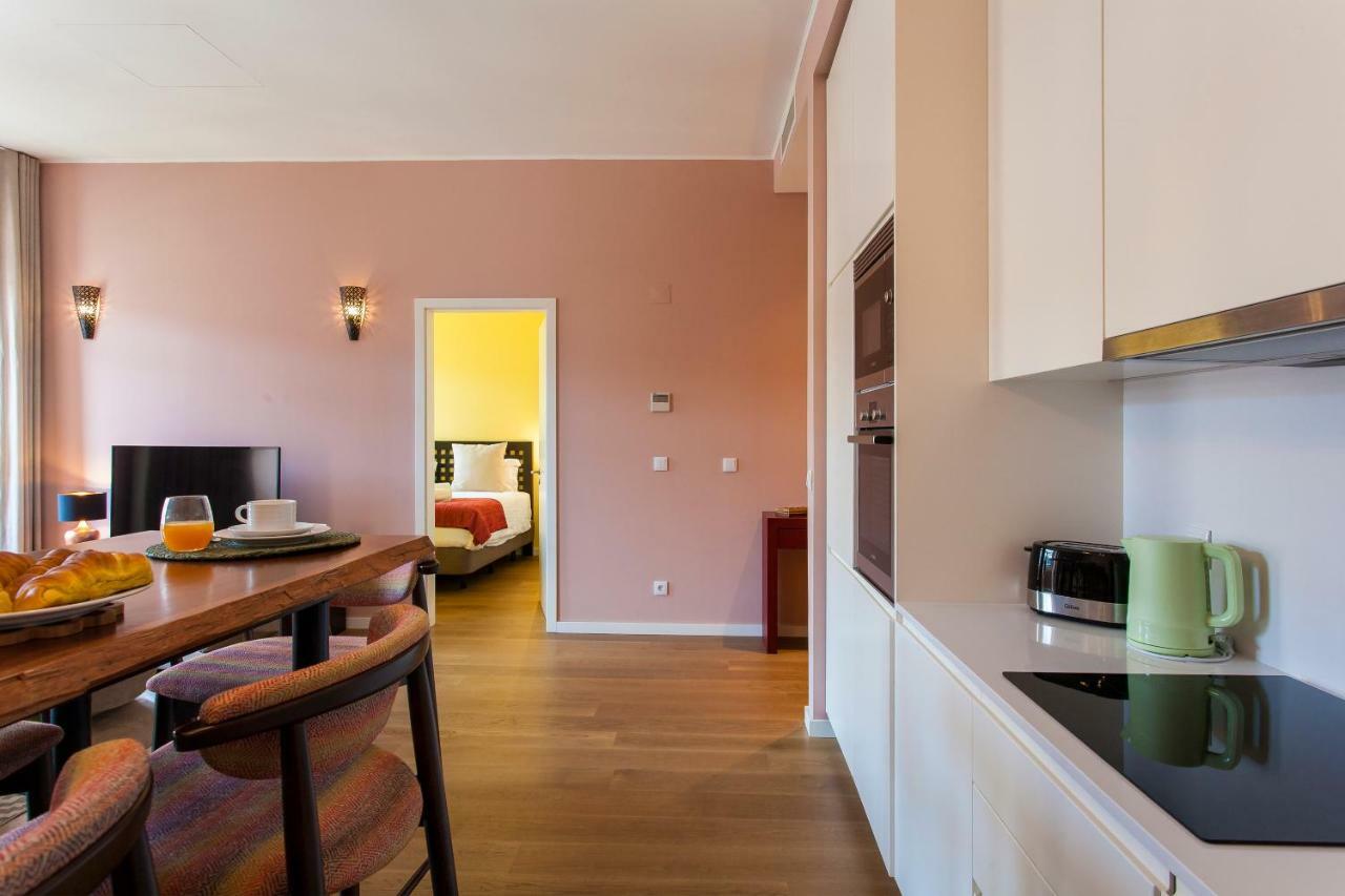 Joivy Sublime 2Br Apt On Restauradores Square Nearby Rossio Station Lissabon Buitenkant foto